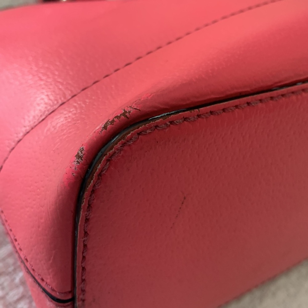Kate Spade ♠️ hot pink purse - Picture 5 of 9